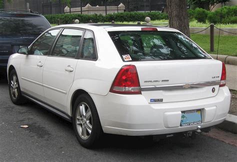 2006 Chevrolet Malibu MAXX 5-Door Sedan LT