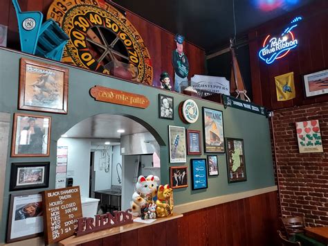 Black Shamrock Tavern: Hawaii's newest Irish pub