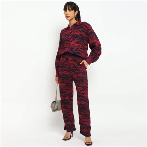 Buy Abstract Print Co-ord Set Shirt & Trousers from The Ulluu