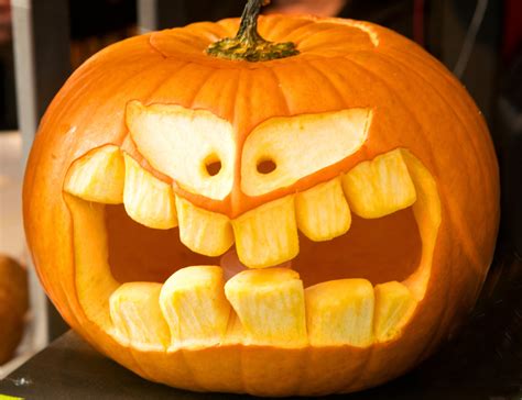 Funny Face Pumpkin Carvings
