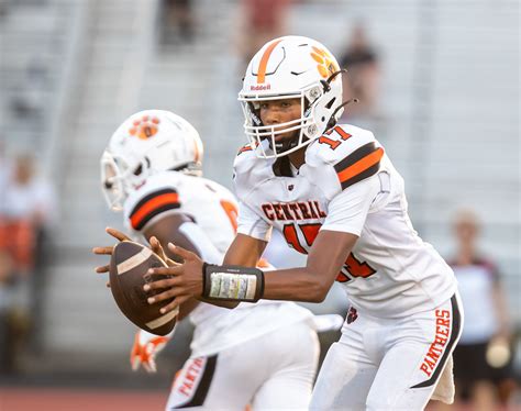 Central York defeats Central Dauphin 45-35 in high school football ...