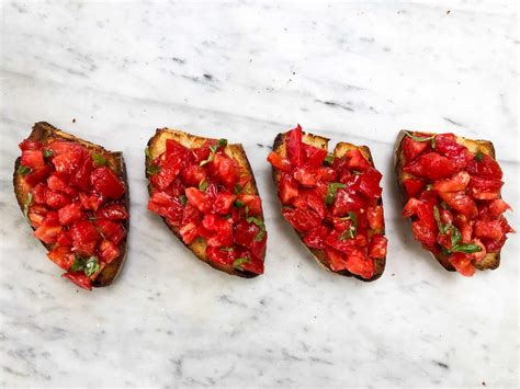 Delicious In Italian - Italian Pronunciation + Audio - Eating Around Italy