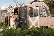 Food Truck Catering Wedding by 5 Things You Should About Wedding Food Food Truck Catering Wedding