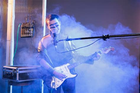 Heavy Metal Music 的图像结果