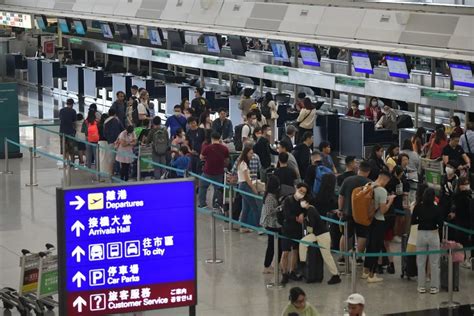 香港航空首次在内地公开招聘空乘人员_中华网