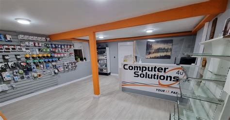 Computer Software Stores 的图像结果