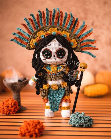 Aracnene 🤍 on Instagram: "💀🧡 Mictecacíhuatl 🧡💀💜 La diosa azteca de la ...