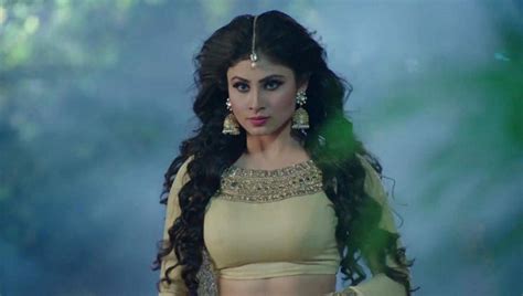 Mouni Roy's Beauty Evolution Over Time: Be Ready To Get Surprised ...
