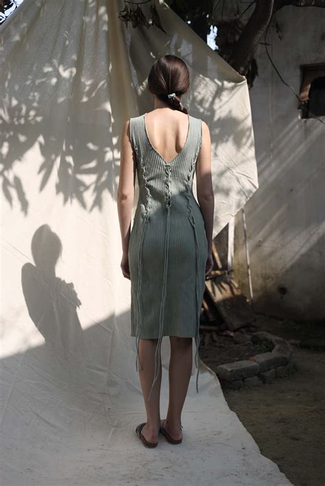 Naturally-dyed, one of a kind, handwoven clothing – kokūn