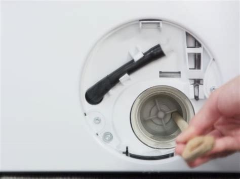Washing machine shows E18 in display | Bosch