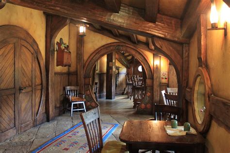 Bilbo Baggins Hobbit House Floor Plans : ì⃜¤í ´ëžœë“œ ì™€ì ´í† ëª¨ ë°⃜ë ...