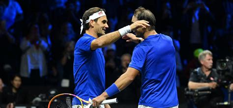 Roger Federer: अखेरचा निरोप! भाषणावेळी ओक्साबोक्सी रडला रॉजर... | Roger ...