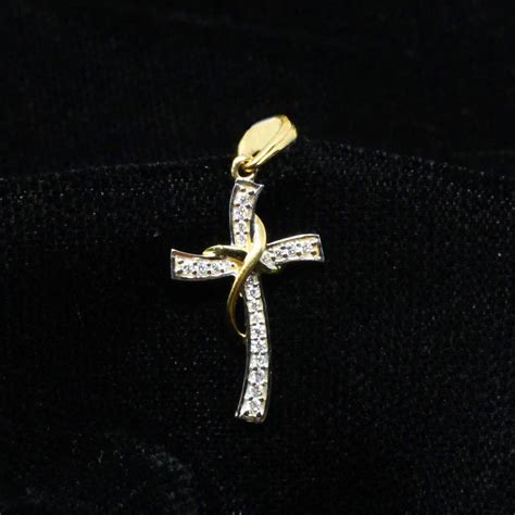 Best DIAMOND CROSS Jewellery Collections in Kerala - Chungath Jewellery ...