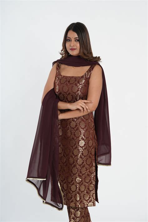 Chocolate Brown Brocade Straight Kurta Set – Maamli Paridhan