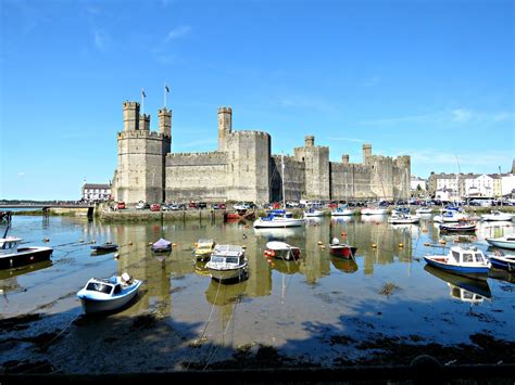 just saying ...: Who needs Carcasonne when you've got Caernarfon?