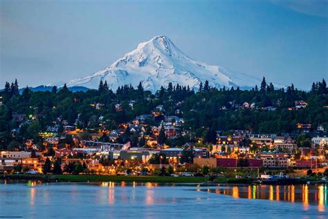 Hidden Pioneer Routes In Oregon's Hood River | TouristSecrets