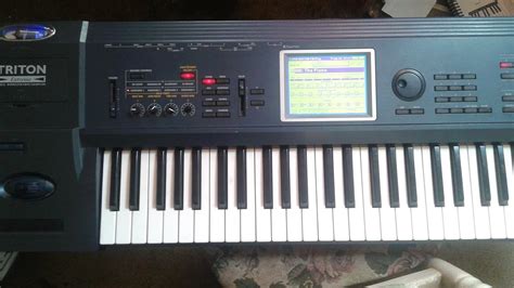 Korg Korg Triton EXTREME 61 : Amazon.in: Musical Instruments