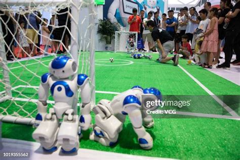 1,080 Robot Football Stock Photos, High-Res Pictures, and Images - Getty Images