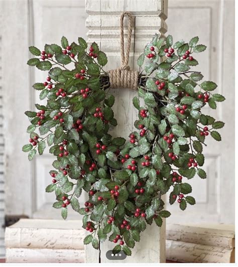 Pin by Terry Whitaker on Christmas in 2025 | Christmas wreaths to make ...