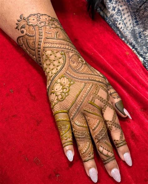 85+ Top Back Hand Mehndi Designs 2026