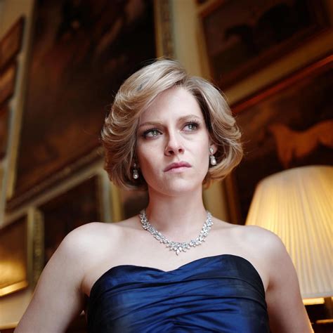 Kristen Stewart takes a page from Princess Diana’s fashion playbook ...