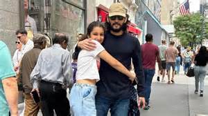 'Only active on Instagram....', Mahesh Babu's daughter Sitara warns ...