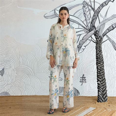 Shop Ethnic Wear for Women Online At Shivani Bhargava