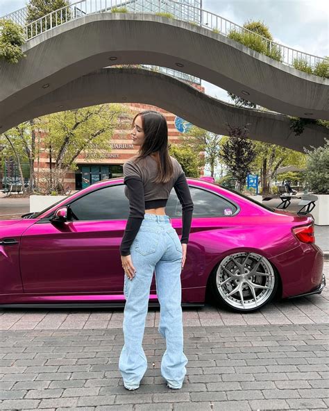 Natalie | in jeans | IG | September 2023 : r/NatalieRoush