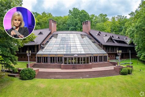 Barbara Mandrell’s Staggering Log Mansion Going up for Auction | WKKY ...
