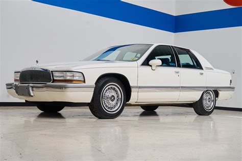 1992 Buick Roadmaster Sedan for sale on BaT Auctions - closed on March 30, 2022 (Lot #69,276 ...