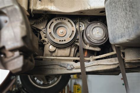 How Pulleys Work in the Engine Drive System