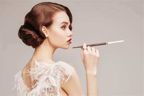 Finger Waves Hairstyle: A 1920s Classic Making a Comeback