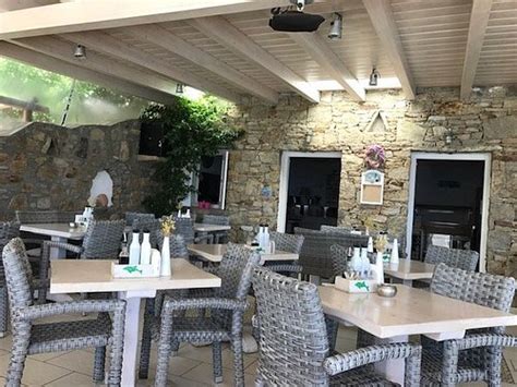 ALBATROS CLUB MYKONOS (Panormos) - Hotel Reviews, Photos, Rate ...