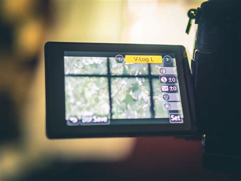 The importance of firmware updates and why Panasonic are too late with V-LOG for the GH4 - Page ...