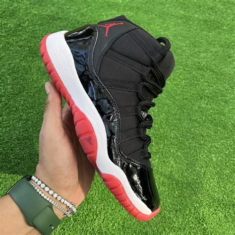 Jordan Black and Red Trainers | Depop