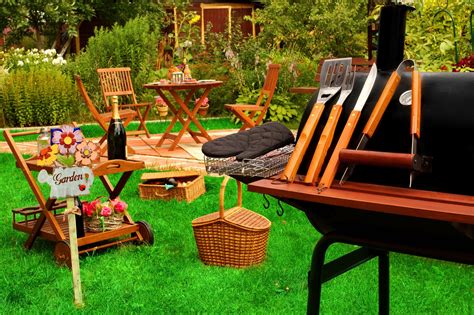 11 Backyard BBQ Area Design Ideas