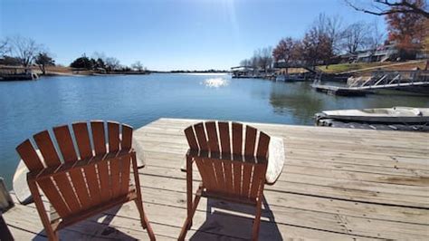 Council Grove Lake Vacation Rentals & Homes (4.9 out of 5) - Township 2 ...