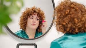 Curvy women are more attractive: Study says curves define ...