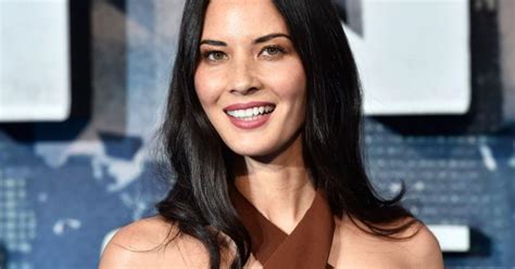 Olivia Munn shunned by 'The Predator' cast for flagging a sex offender ...