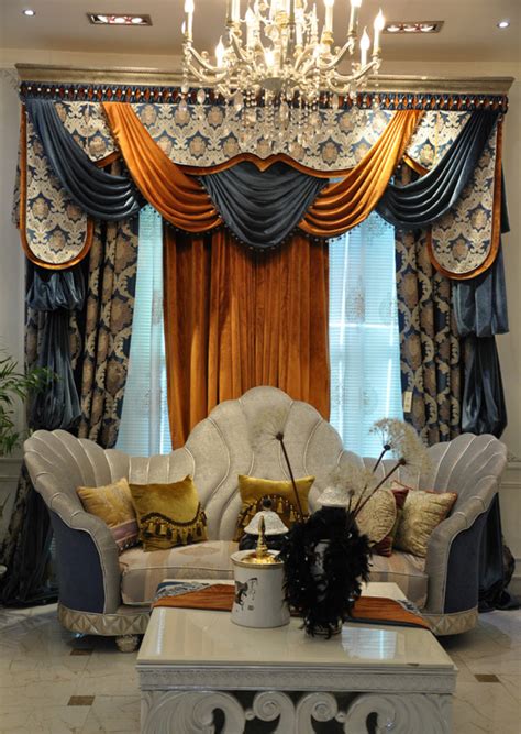 窗帘艺术让你的别墅软装设计锦上添花