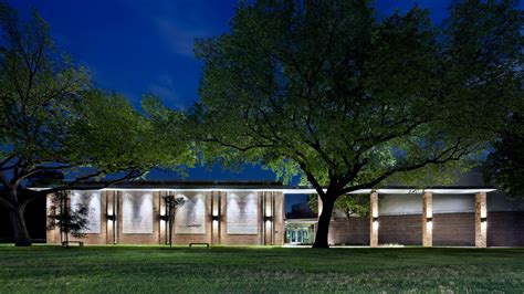 Laguarda.Low » Nash-Davis Recreation Center