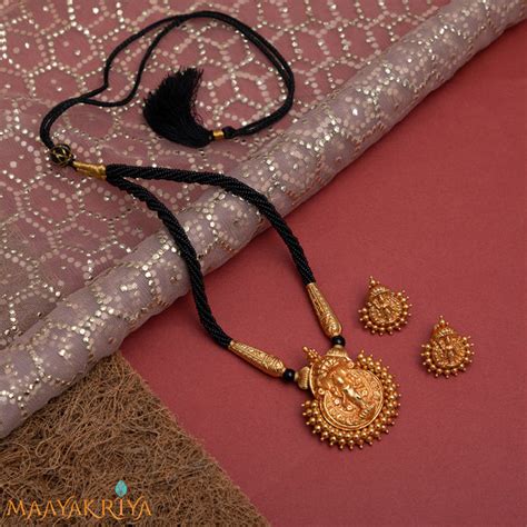 Buy Latest Designer Silver Jewellery For Women In India - Maayakriya