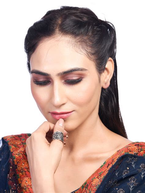 DESI COLOUR Set of 2 Silver-Toned Anklets – Desi Colour