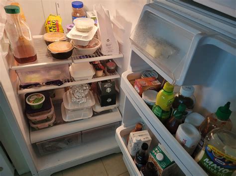 Who lives here? And where is here? : r/FridgeDetective