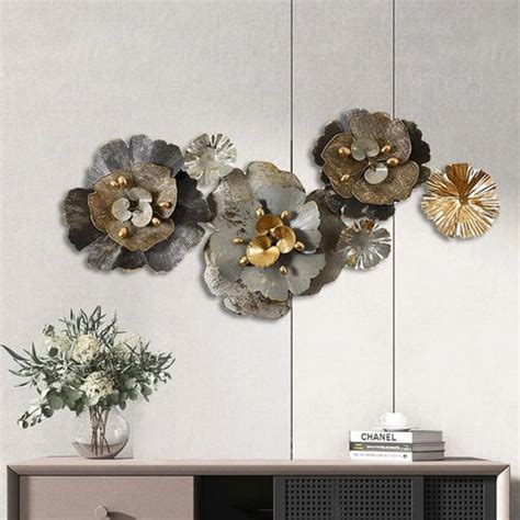 Giant Golden Flowers Metal Wall Hanging – ClassyArtZ.com