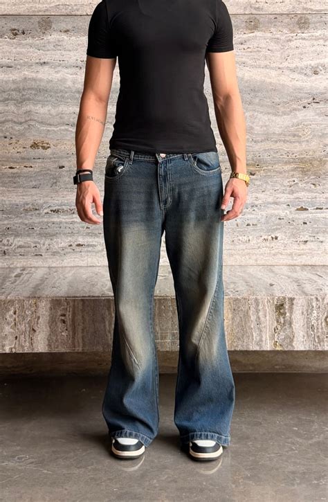 Blue Scar Straight A Line Jeans – Offduty India