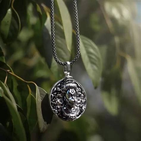 Hanuman Locket - Buy Hanuman Locket online at Best Prices in India ...