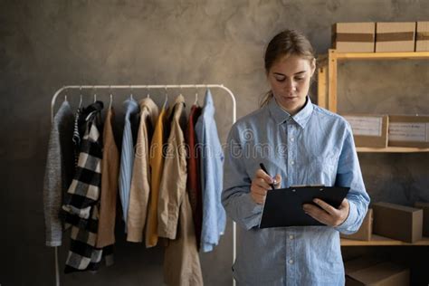 Business Owner Clothes 的图像结果