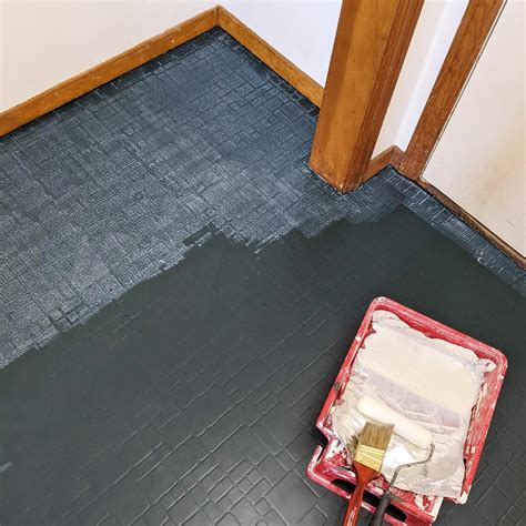 How To Paint Vinyl Flooring | Family Handyman