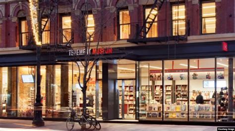 Lower East Side Tenement Museum Recreates Life in New York for ...